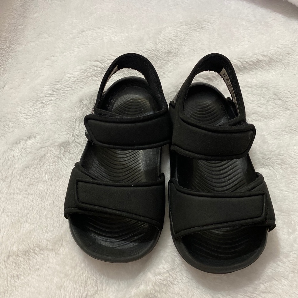 Adidas kids black sandals